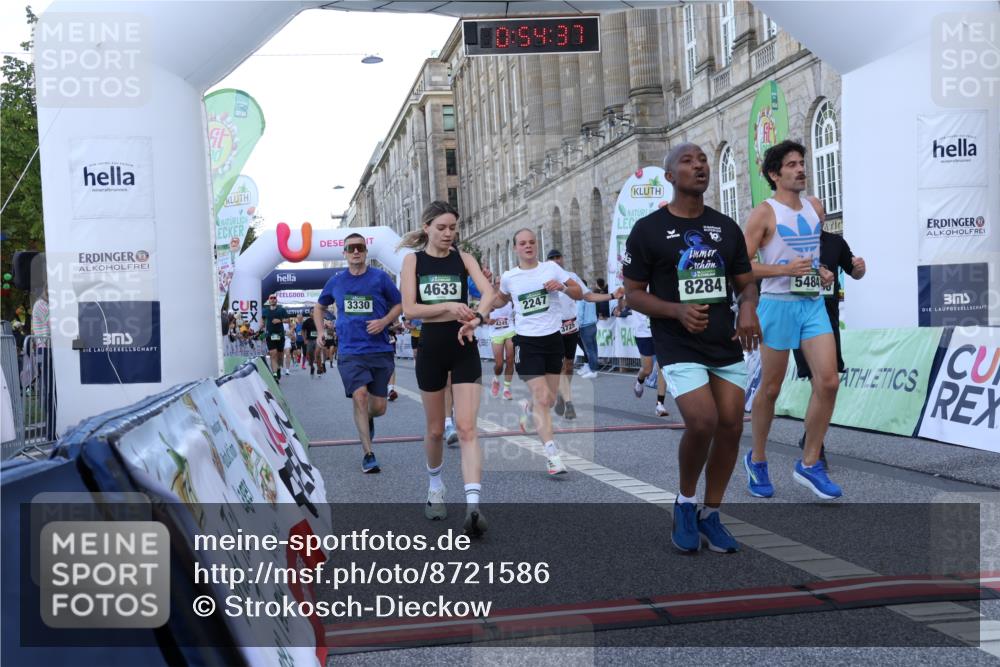 07.09.2025 - BARMER Alsterlauf Strokosch-Dieckow http://msf.ph/oto/8721586 07.09.2025 09:54:35 Ziel 2247, 2498, 3330, 3396, 3725, 3748, 4083, 4249, 4540, 4633, 5117, 5129, 5459, 5484, 5516, 5880, 6021, 6048, 6134, 8284, 8405, 8436 meine-sportfotos.de
