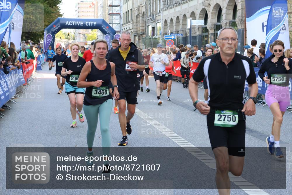 07.09.2025 - BARMER Alsterlauf Strokosch-Dieckow http://msf.ph/oto/8721607 07.09.2025 09:57:01 Ziel 2076, 2195, 2646, 2724, 3028, 3129, 3267, 3268, 3434, 3559, 3721, 3925, 4187, 4456, 4603, 4672, 4857, 4926, 4987, 5069, 5101, 5102, 5199, 5377, 5463, 5598, 5987, 6075, 6175, 6246, 8034, 8344, 8383 meine-sportfotos.de