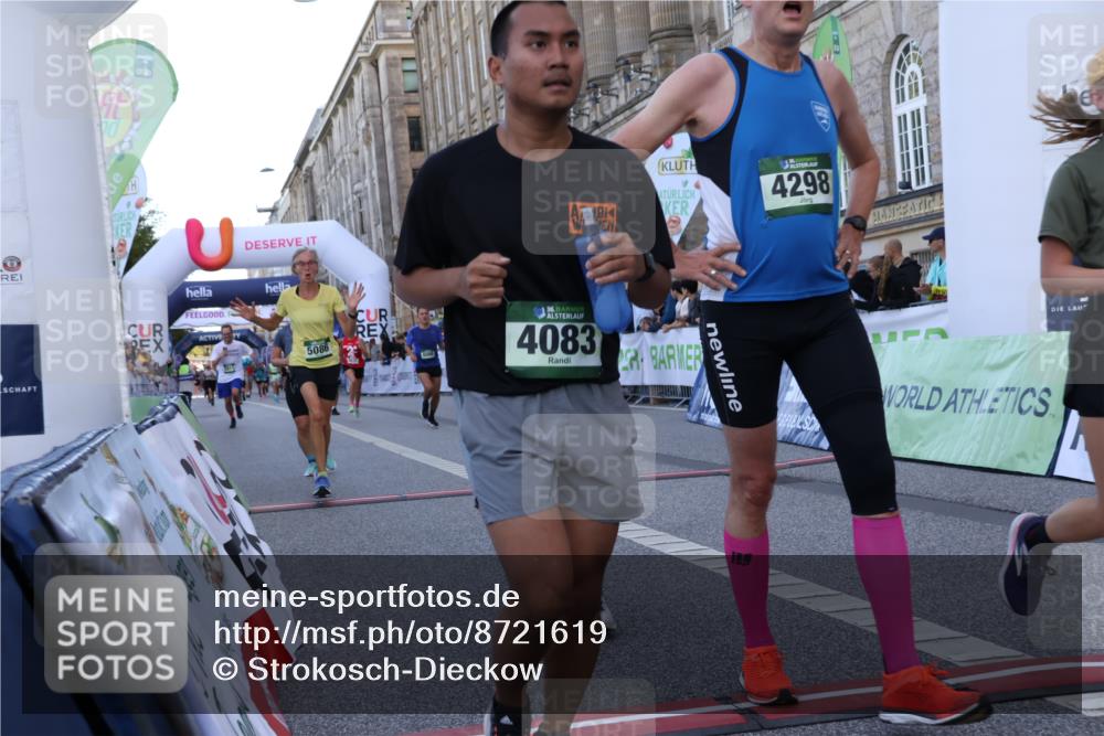 07.09.2025 - BARMER Alsterlauf Strokosch-Dieckow http://msf.ph/oto/8721619 07.09.2025 09:54:46 Ziel 2011, 3258, 3396, 3816, 4031, 4083, 4298, 4540, 5086, 5129, 5295, 6225, 6251, 6276, 8088, 8108, 8405, 8456 meine-sportfotos.de