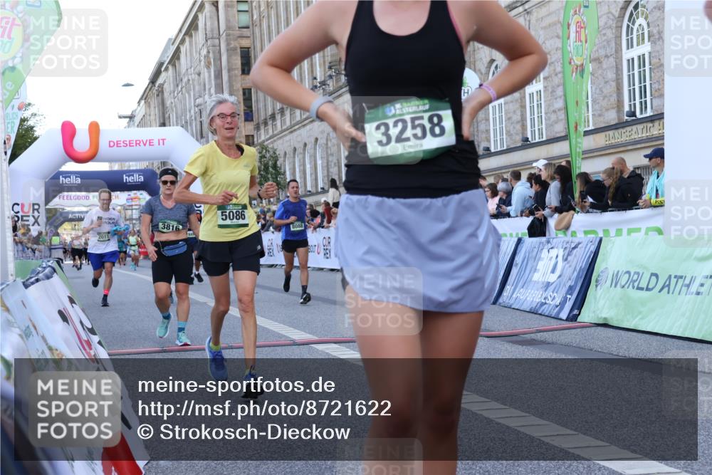 07.09.2025 - BARMER Alsterlauf Strokosch-Dieckow http://msf.ph/oto/8721622 07.09.2025 09:54:47 Ziel 2011, 3258, 3816, 4031, 4083, 4298, 4540, 5086, 5129, 5295, 6225, 6251, 6276, 8088, 8108, 8456 meine-sportfotos.de