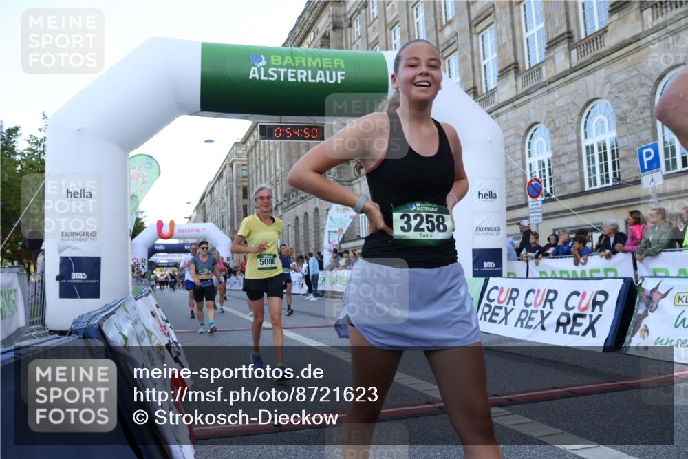 07.09.2025 - BARMER Alsterlauf Strokosch-Dieckow http://msf.ph/oto/8721623 07.09.2025 09:54:48 Ziel 2011, 3258, 3816, 4031, 4298, 5086, 5295, 6225, 6251, 6276, 8088, 8108, 8456 meine-sportfotos.de