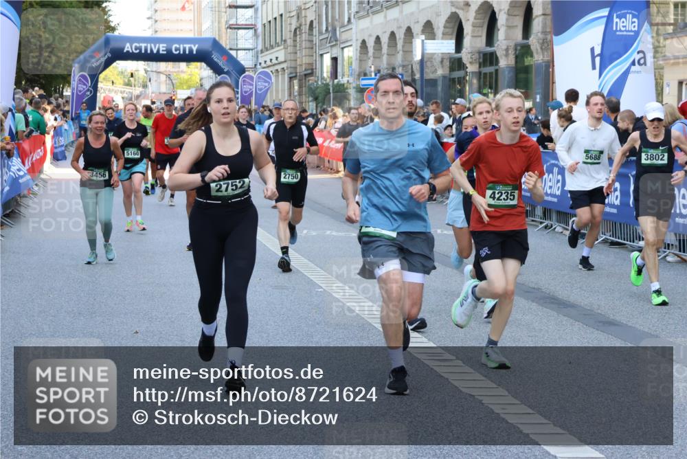 07.09.2025 - BARMER Alsterlauf Strokosch-Dieckow http://msf.ph/oto/8721624 07.09.2025 09:56:58 Ziel 2037, 2076, 2195, 2216, 2646, 2724, 3028, 3129, 3267, 3268, 3434, 3721, 3925, 4187, 4328, 4416, 4456, 4603, 4672, 4857, 4926, 4987, 5069, 5101, 5102, 5136, 5199, 5377, 5397, 5463, 5598, 5609, 5987, 6075, 6150, 6151, 6175, 6246, 8034, 8383 meine-sportfotos.de