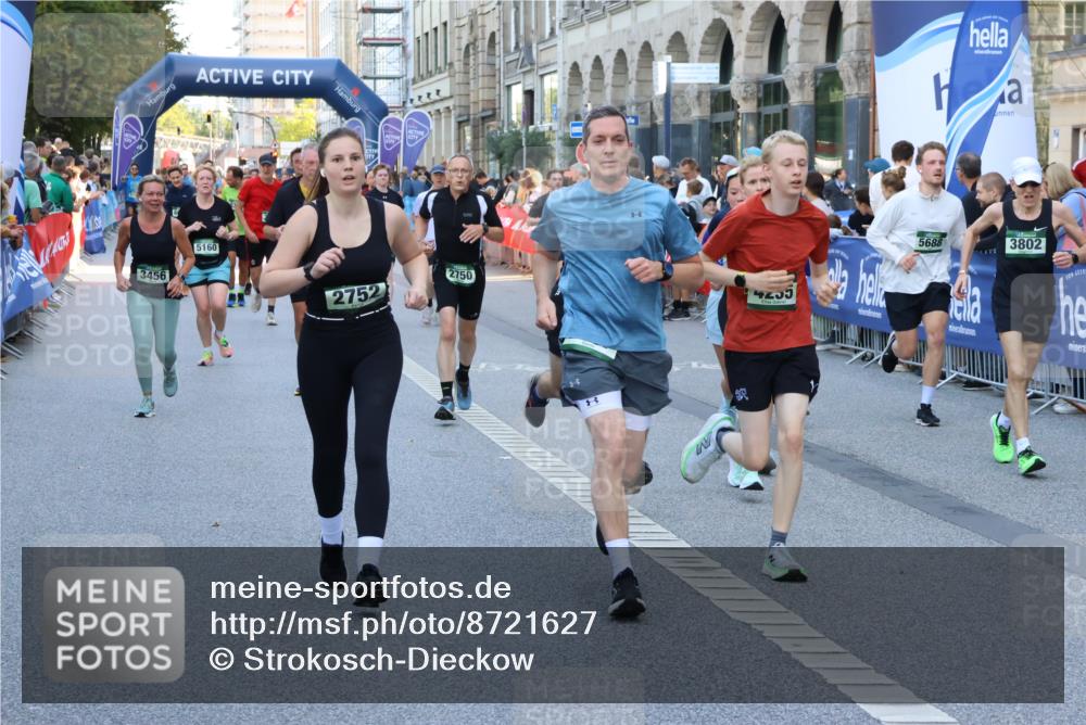 07.09.2025 - BARMER Alsterlauf Strokosch-Dieckow http://msf.ph/oto/8721627 07.09.2025 09:56:58 Ziel 2037, 2076, 2195, 2216, 2646, 2724, 3028, 3129, 3267, 3268, 3434, 3721, 3925, 4187, 4328, 4416, 4456, 4603, 4672, 4857, 4926, 4987, 5069, 5101, 5102, 5136, 5199, 5377, 5397, 5463, 5598, 5609, 5987, 6075, 6150, 6151, 6175, 6246, 8034, 8383 meine-sportfotos.de
