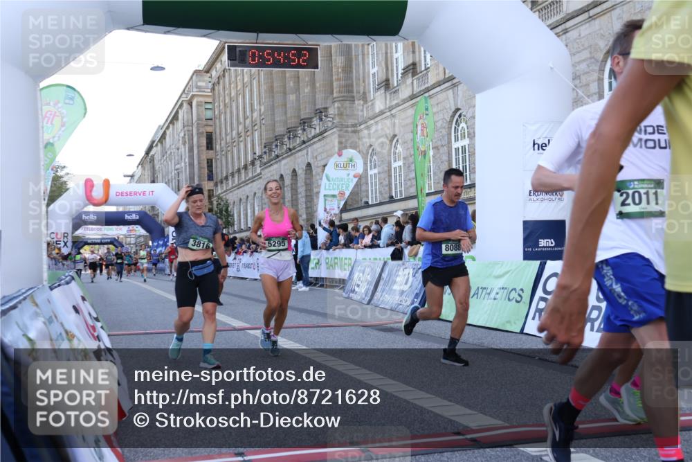 07.09.2025 - BARMER Alsterlauf Strokosch-Dieckow http://msf.ph/oto/8721628 07.09.2025 09:54:50 Ziel 2011, 2131, 2920, 3258, 3816, 4031, 4194, 5086, 5295, 6264, 8088, 8456 meine-sportfotos.de