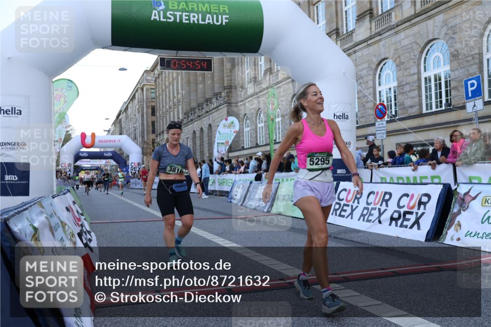 07.09.2025 - BARMER Alsterlauf Strokosch-Dieckow http://msf.ph/oto/8721632 07.09.2025 09:54:52 Ziel 2011, 2131, 2920, 3816, 4031, 4194, 5086, 5295, 6264, 8088, 8456 meine-sportfotos.de
