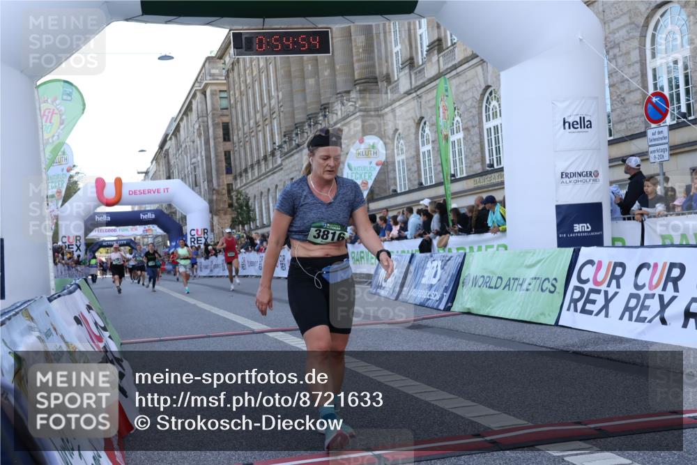 07.09.2025 - BARMER Alsterlauf Strokosch-Dieckow http://msf.ph/oto/8721633 07.09.2025 09:54:53 Ziel 2011, 2131, 2920, 3067, 3816, 4031, 4052, 4194, 5295, 6264, 8088, 8456 meine-sportfotos.de