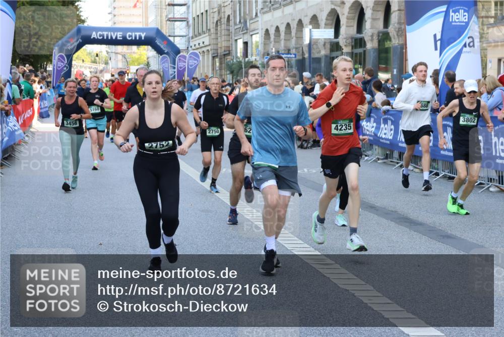 07.09.2025 - BARMER Alsterlauf Strokosch-Dieckow http://msf.ph/oto/8721634 07.09.2025 09:56:58 Ziel 2037, 2076, 2195, 2216, 2646, 2724, 3028, 3129, 3267, 3268, 3434, 3721, 3925, 4187, 4328, 4416, 4456, 4603, 4672, 4857, 4926, 4987, 5069, 5101, 5102, 5136, 5199, 5377, 5397, 5463, 5598, 5609, 5987, 6075, 6150, 6151, 6175, 6246, 8034, 8383 meine-sportfotos.de