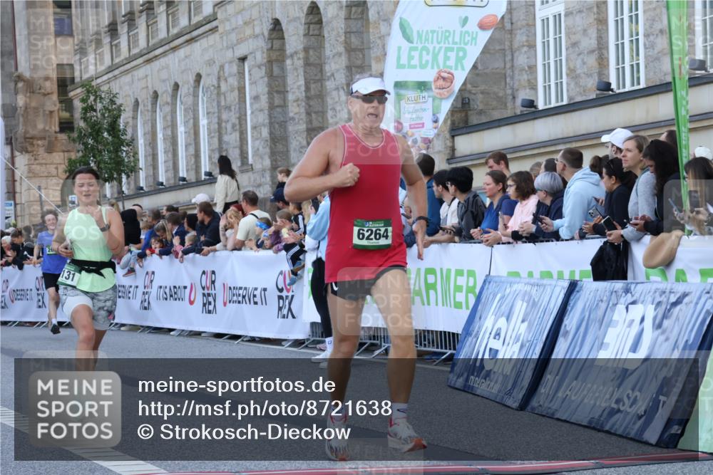 07.09.2025 - BARMER Alsterlauf Strokosch-Dieckow http://msf.ph/oto/8721638 07.09.2025 09:54:55 Ziel 2131, 2608, 2610, 2920, 3067, 4052, 4194, 4830, 4897, 5295, 6264, 8088, 8456 meine-sportfotos.de