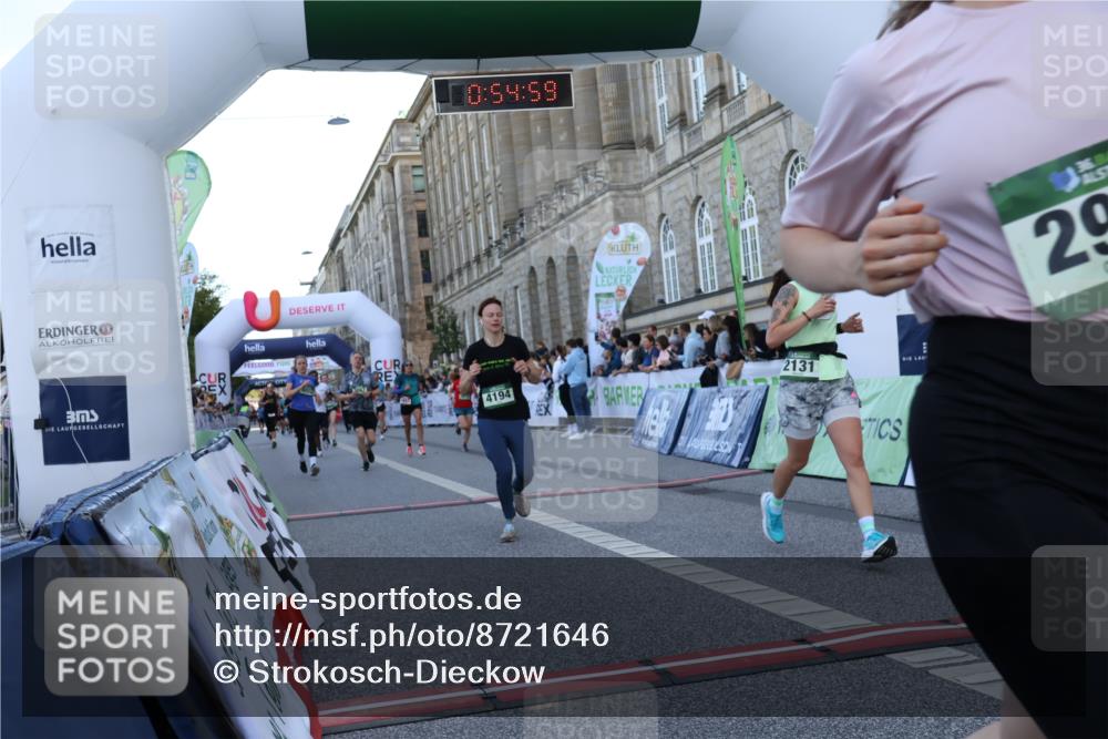 07.09.2025 - BARMER Alsterlauf Strokosch-Dieckow http://msf.ph/oto/8721646 07.09.2025 09:54:58 Ziel 2131, 2397, 2608, 2610, 2920, 2924, 3067, 3078, 3464, 4052, 4194, 4830, 4897, 5433, 5434, 6264, 8456 meine-sportfotos.de