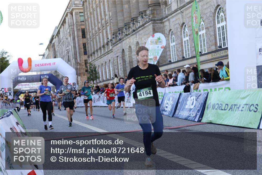 07.09.2025 - BARMER Alsterlauf Strokosch-Dieckow http://msf.ph/oto/8721648 07.09.2025 09:54:58 Ziel 2131, 2397, 2608, 2610, 2920, 2924, 3067, 3078, 3464, 4052, 4194, 4830, 4897, 5433, 5434, 6264, 8456 meine-sportfotos.de