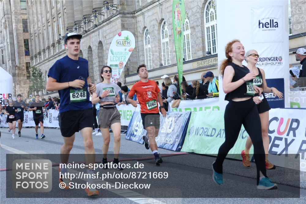 07.09.2025 - BARMER Alsterlauf Strokosch-Dieckow http://msf.ph/oto/8721669 07.09.2025 09:55:06 Ziel 2086, 2272, 2397, 2429, 2608, 2610, 2924, 3049, 3078, 3464, 4830, 4897, 4956, 5169, 5433, 5434, 5527, 6062, 6106, 6248 meine-sportfotos.de