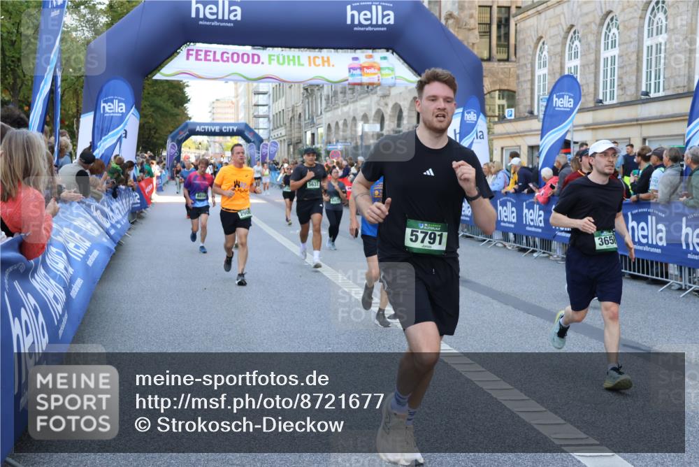 07.09.2025 - BARMER Alsterlauf Strokosch-Dieckow http://msf.ph/oto/8721677 07.09.2025 09:56:48 Ziel 2037, 2076, 2195, 2216, 2406, 2606, 2724, 2819, 3267, 3362, 3381, 3434, 3552, 3721, 4328, 4407, 4416, 4672, 4767, 4809, 4842, 4844, 4857, 5136, 5293, 5377, 5397, 5609, 5912, 5978, 5987, 6075, 6150, 6151, 8034, 8383 meine-sportfotos.de