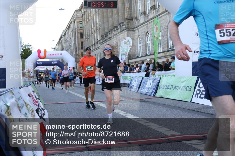 07.09.2025 - BARMER Alsterlauf Strokosch-Dieckow http://msf.ph/oto/8721688 07.09.2025 09:55:12 Ziel 2086, 2272, 2302, 2429, 2751, 3821, 4014, 4580, 4956, 5055, 5169, 5195, 5398, 5462, 5527, 6079, 6106, 6215, 8303 meine-sportfotos.de