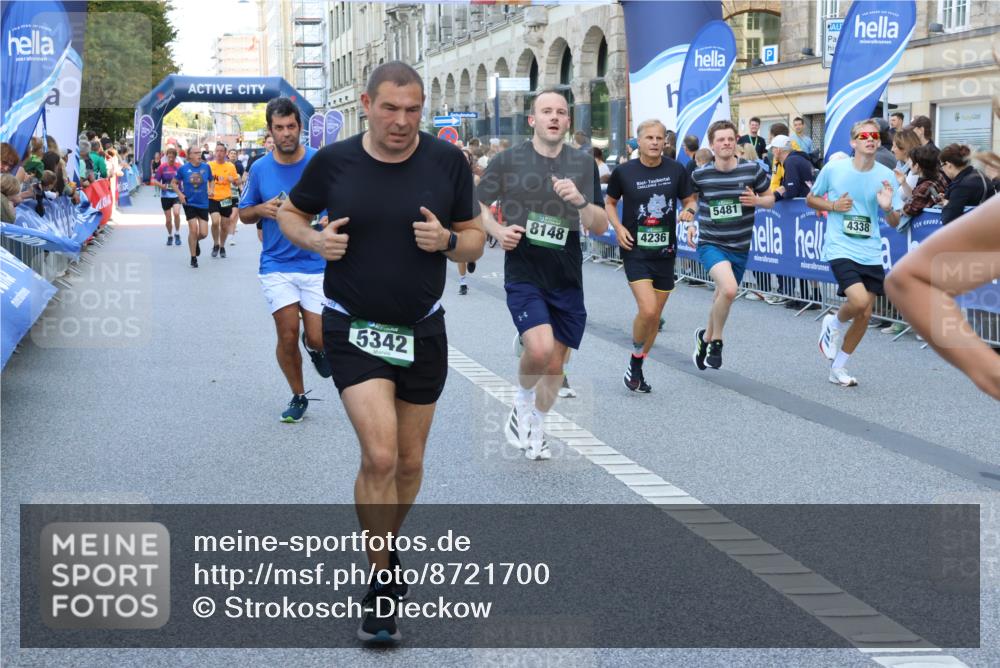 07.09.2025 - BARMER Alsterlauf Strokosch-Dieckow http://msf.ph/oto/8721700 07.09.2025 09:56:43 Ziel 2037, 2216, 2406, 2606, 2724, 2750, 2819, 2903, 2998, 3191, 3362, 3381, 3434, 3552, 3721, 4235, 4328, 4407, 4416, 4767, 4809, 4842, 4844, 5006, 5115, 5135, 5136, 5293, 5377, 5397, 5609, 5664, 5688, 5912, 5978, 6075, 6093, 6150, 6151, 6274, 8065, 8315, 8479 meine-sportfotos.de
