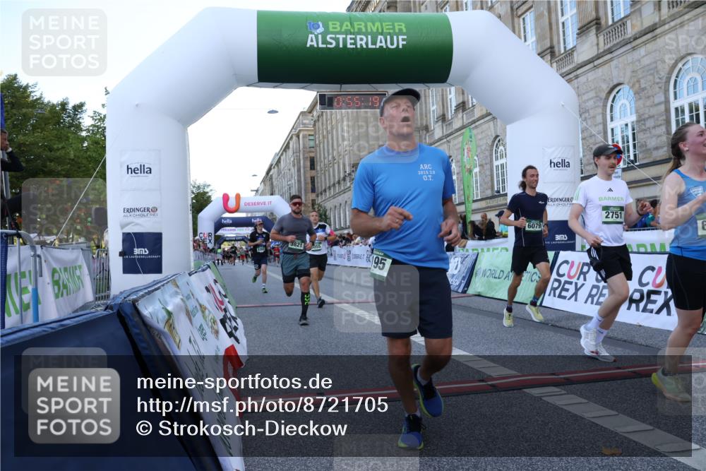 07.09.2025 - BARMER Alsterlauf Strokosch-Dieckow http://msf.ph/oto/8721705 07.09.2025 09:55:17 Ziel 2302, 2429, 2751, 3821, 4014, 4386, 4580, 4786, 5055, 5195, 5398, 5462, 6079, 6215, 8303 meine-sportfotos.de