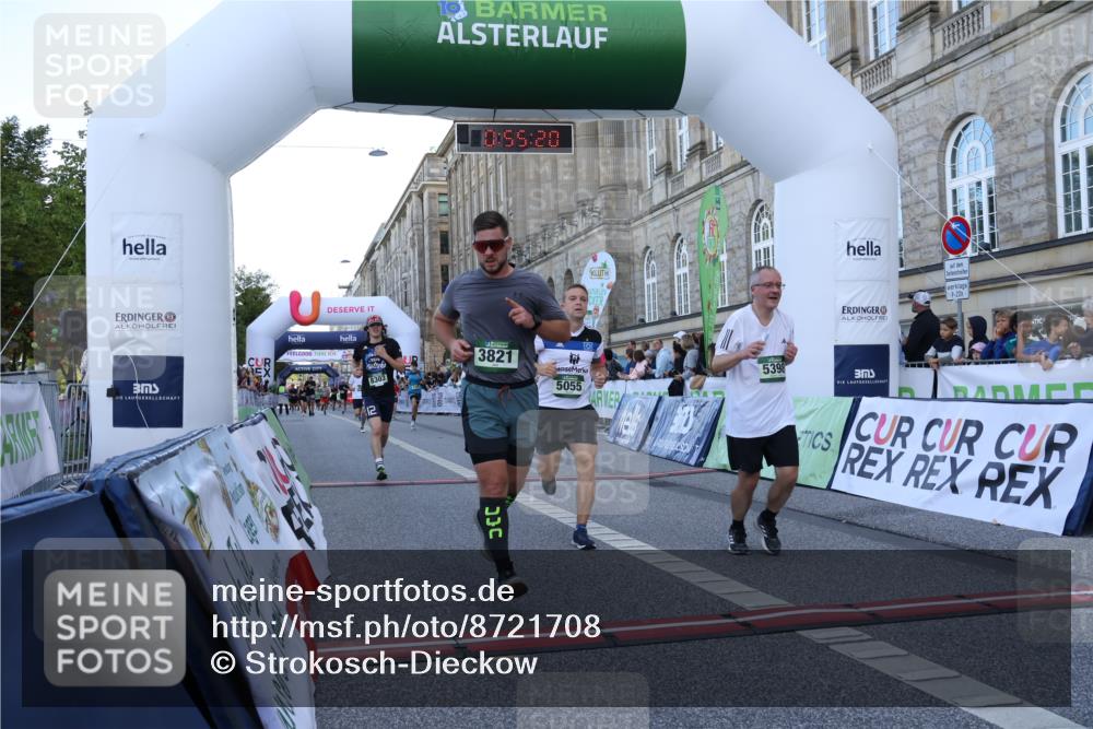 07.09.2025 - BARMER Alsterlauf Strokosch-Dieckow http://msf.ph/oto/8721708 07.09.2025 09:55:18 Ziel 2302, 2751, 3821, 4014, 4386, 4580, 4786, 5055, 5195, 5300, 5398, 5462, 6079, 6215, 8303 meine-sportfotos.de