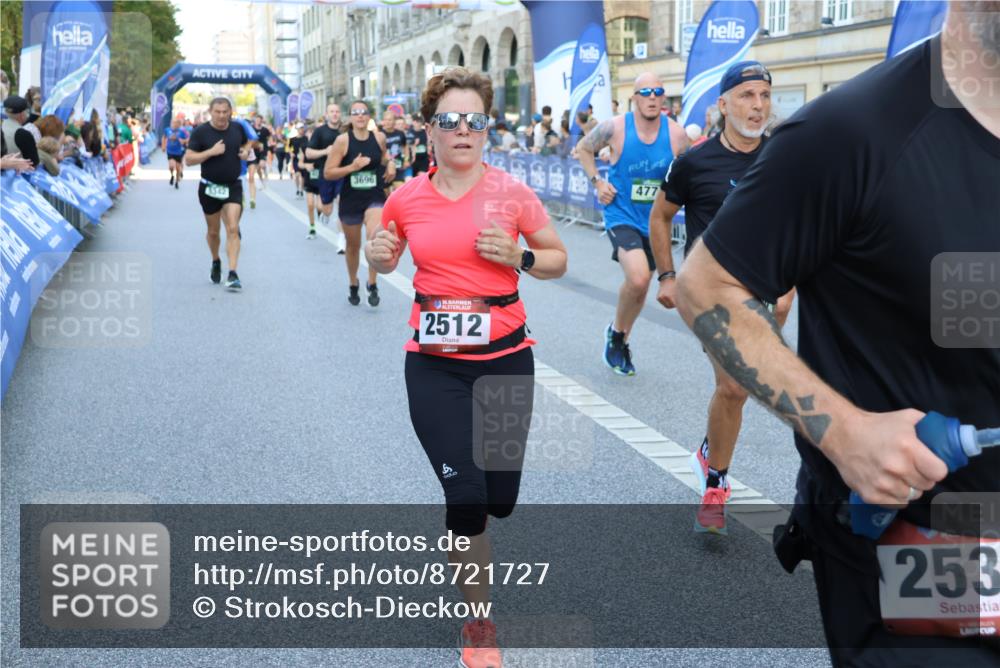 07.09.2025 - BARMER Alsterlauf Strokosch-Dieckow http://msf.ph/oto/8721727 07.09.2025 09:56:41 Ziel 2037, 2216, 2406, 2606, 2750, 2819, 2903, 2998, 3191, 3362, 3381, 3552, 3568, 3988, 4235, 4328, 4407, 4416, 4767, 4809, 4842, 4844, 5004, 5006, 5115, 5135, 5136, 5293, 5397, 5609, 5664, 5688, 5912, 5978, 6093, 6150, 6151, 6274, 8065, 8315, 8479 meine-sportfotos.de