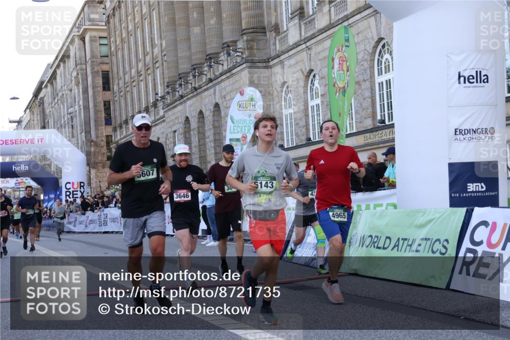 07.09.2025 - BARMER Alsterlauf Strokosch-Dieckow http://msf.ph/oto/8721735 07.09.2025 09:55:30 Ziel 2514, 3048, 3115, 3646, 3662, 3951, 4275, 4436, 4441, 4965, 4980, 5300, 5321, 5330, 5607, 5949, 6143, 8095 meine-sportfotos.de