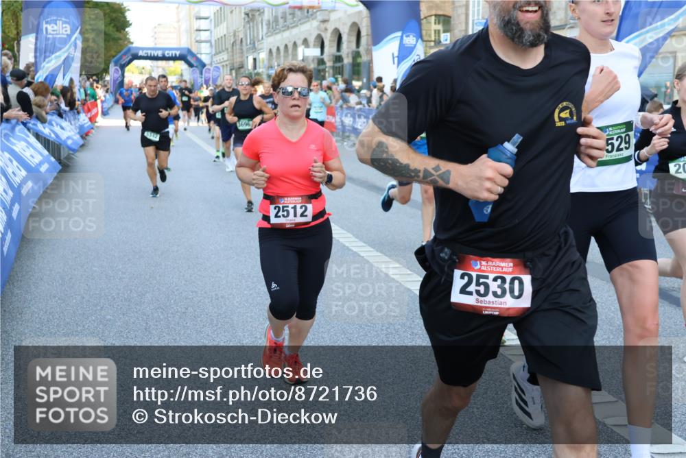 07.09.2025 - BARMER Alsterlauf Strokosch-Dieckow http://msf.ph/oto/8721736 07.09.2025 09:56:41 Ziel 2037, 2216, 2406, 2606, 2750, 2819, 2903, 2998, 3191, 3362, 3381, 3552, 3568, 3988, 4235, 4328, 4407, 4416, 4767, 4809, 4842, 4844, 5004, 5006, 5115, 5135, 5136, 5293, 5397, 5609, 5664, 5688, 5912, 5978, 6093, 6150, 6151, 6274, 8065, 8315, 8479 meine-sportfotos.de