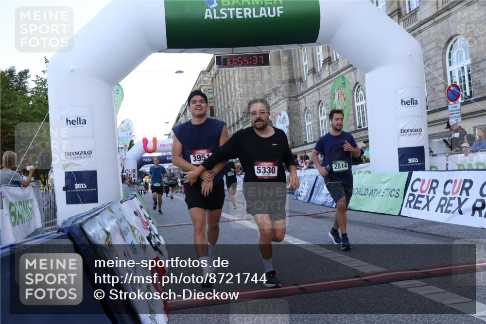 07.09.2025 - BARMER Alsterlauf Strokosch-Dieckow http://msf.ph/oto/8721744 07.09.2025 09:55:35 Ziel 2419, 2514, 3048, 3122, 3646, 3951, 4275, 4436, 4965, 5026, 5321, 5330, 5494, 5549, 5949, 8050, 8095, 8263 meine-sportfotos.de