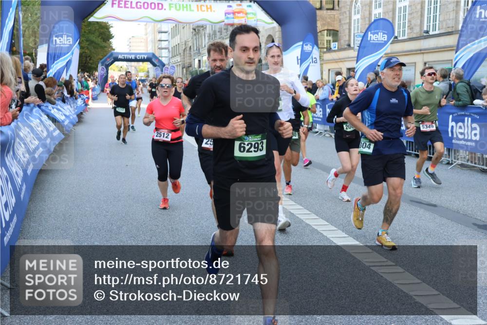 07.09.2025 - BARMER Alsterlauf Strokosch-Dieckow http://msf.ph/oto/8721745 07.09.2025 09:56:40 Ziel 2037, 2216, 2406, 2606, 2750, 2819, 2903, 2998, 3191, 3362, 3381, 3552, 3568, 3988, 4235, 4328, 4407, 4416, 4767, 4809, 4842, 4844, 5004, 5006, 5115, 5135, 5136, 5160, 5293, 5397, 5504, 5609, 5664, 5688, 5750, 5912, 5978, 6093, 6150, 6151, 6274, 8065, 8315, 8479 meine-sportfotos.de