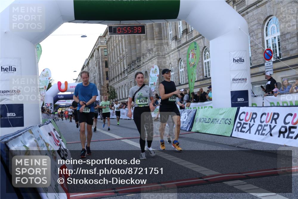 07.09.2025 - BARMER Alsterlauf Strokosch-Dieckow http://msf.ph/oto/8721751 07.09.2025 09:55:38 Ziel 2374, 2419, 2514, 2516, 2800, 3122, 3951, 4436, 5026, 5321, 5330, 5494, 5535, 5549, 5949, 8050, 8095, 8263 meine-sportfotos.de