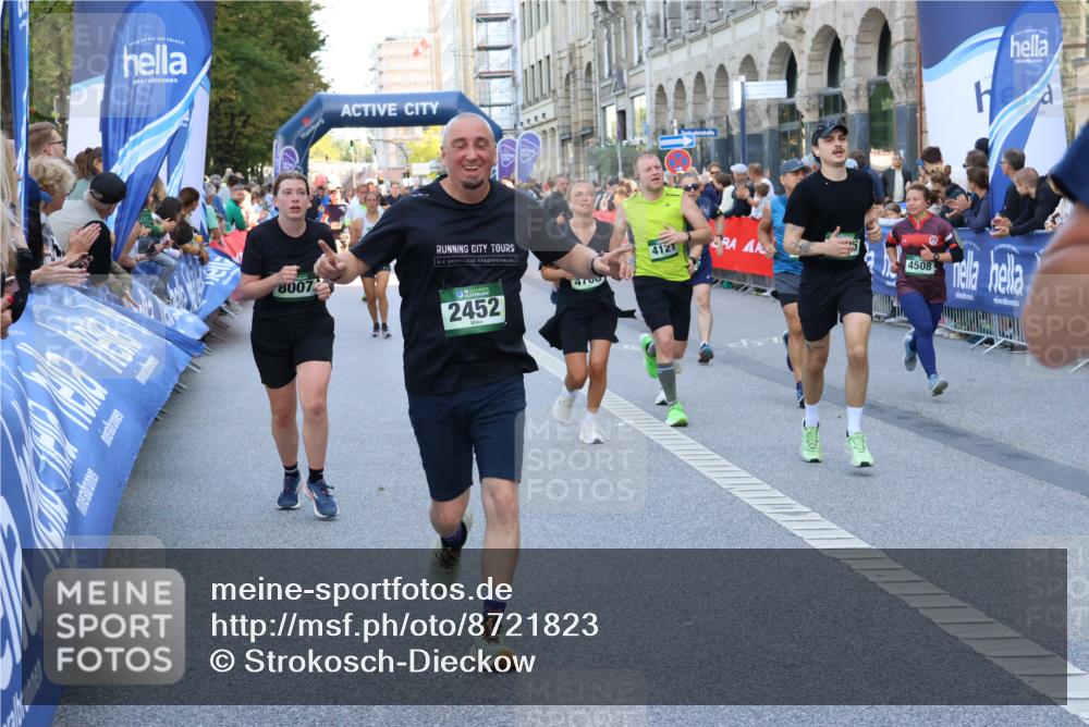 07.09.2025 - BARMER Alsterlauf Strokosch-Dieckow http://msf.ph/oto/8721823 07.09.2025 09:56:27 Ziel 2507, 2582, 2750, 2752, 2763, 2797, 2903, 2908, 2998, 3191, 3456, 3568, 3615, 3802, 3970, 3988, 4105, 4235, 4338, 5004, 5006, 5115, 5135, 5160, 5504, 5562, 5637, 5664, 5688, 5750, 5791, 5895, 5977, 6093, 6138, 6206, 6269, 6274, 8014, 8065, 8210, 8315, 8366, 8427, 8479 meine-sportfotos.de