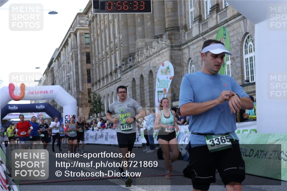 07.09.2025 - BARMER Alsterlauf Strokosch-Dieckow http://msf.ph/oto/8721869 07.09.2025 09:56:31 Ziel 2245, 2341, 2568, 2868, 3005, 3188, 3365, 3658, 3661, 3868, 4646, 4824, 5024, 5037, 5375, 6034, 6170, 6186, 8500 meine-sportfotos.de