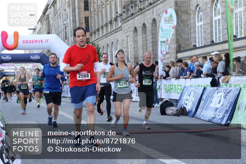 07.09.2025 - BARMER Alsterlauf Strokosch-Dieckow http://msf.ph/oto/8721876 07.09.2025 09:56:34 Ziel 2022, 2150, 2151, 2152, 2245, 2341, 2568, 2664, 2665, 2722, 2868, 3005, 3188, 3365, 3869, 4121, 4490, 4646, 4824, 5375, 6034, 6170, 6186, 8500 meine-sportfotos.de