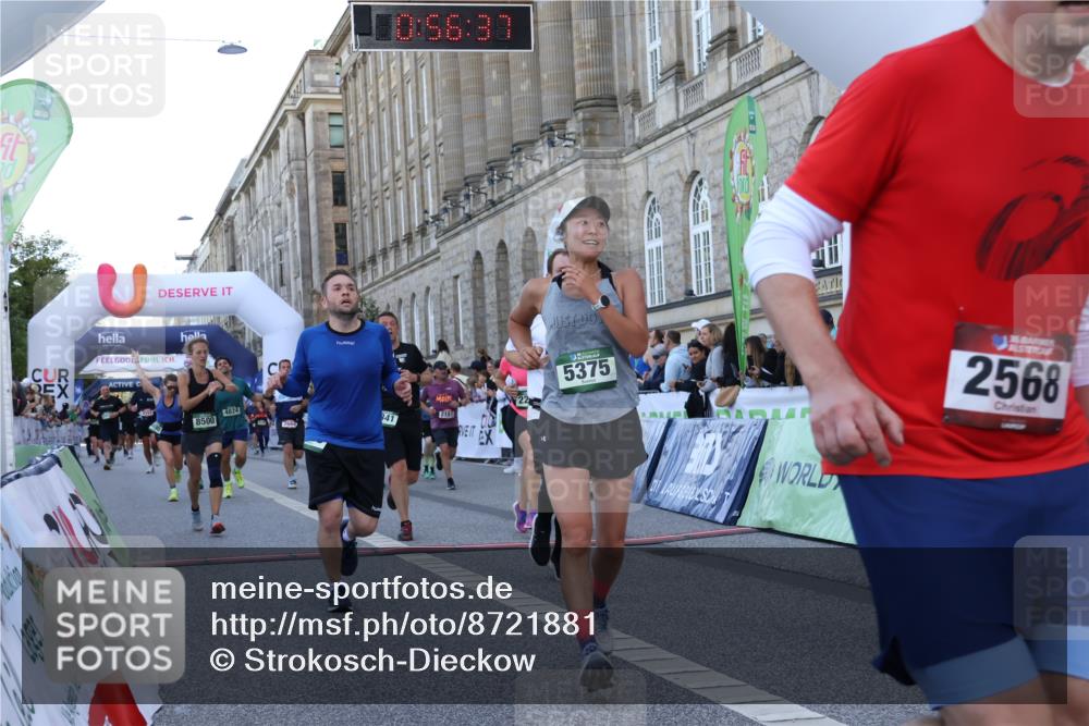 07.09.2025 - BARMER Alsterlauf Strokosch-Dieckow http://msf.ph/oto/8721881 07.09.2025 09:56:35 Ziel 2022, 2150, 2151, 2152, 2245, 2341, 2452, 2568, 2664, 2665, 2722, 2868, 3188, 3869, 4121, 4490, 4646, 4824, 5375, 5925, 6034, 6170, 6186, 8500 meine-sportfotos.de