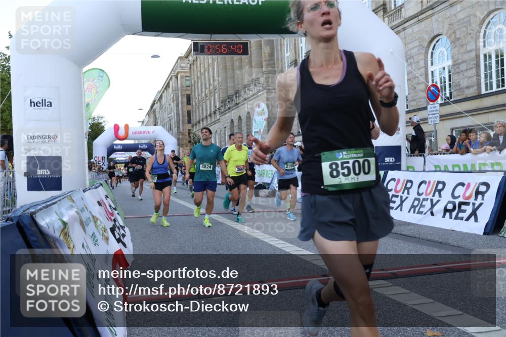 07.09.2025 - BARMER Alsterlauf Strokosch-Dieckow http://msf.ph/oto/8721893 07.09.2025 09:56:39 Ziel 2022, 2150, 2151, 2152, 2245, 2341, 2437, 2452, 2568, 2664, 2665, 2722, 2868, 3188, 3752, 3869, 3963, 4121, 4479, 4490, 4507, 4508, 4565, 4706, 4824, 5375, 5739, 5925, 6186, 6223, 8007, 8500 meine-sportfotos.de