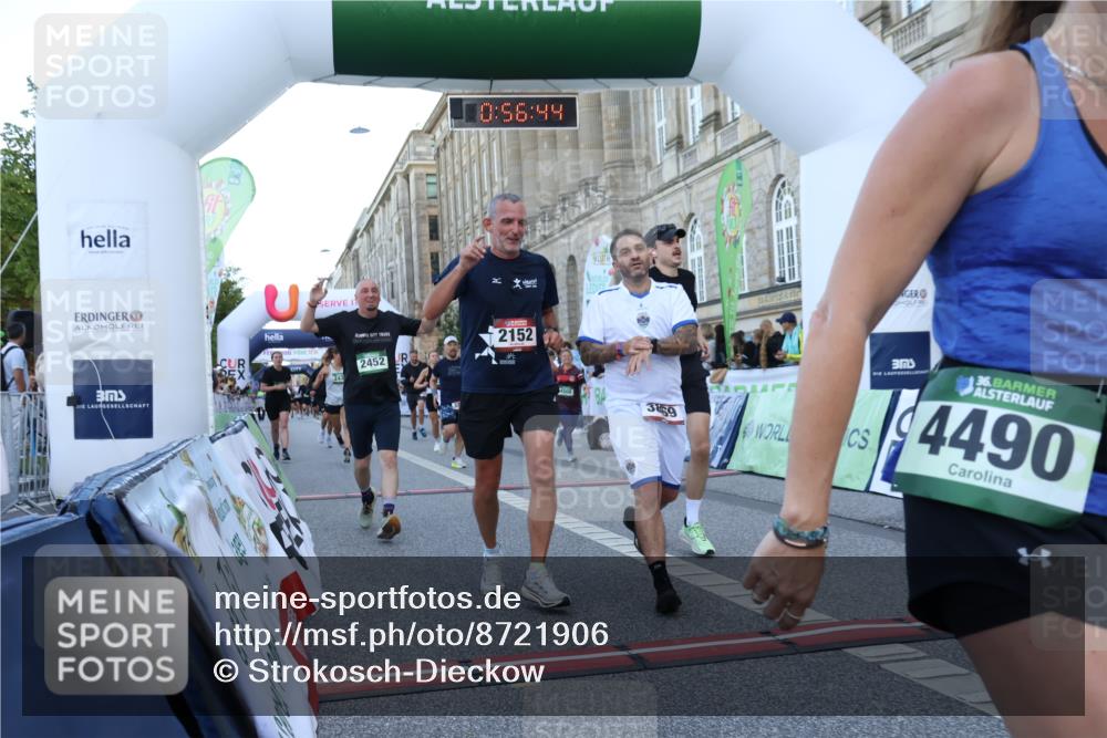07.09.2025 - BARMER Alsterlauf Strokosch-Dieckow http://msf.ph/oto/8721906 07.09.2025 09:56:42 Ziel 2022, 2150, 2151, 2152, 2437, 2452, 2664, 2665, 2722, 3752, 3869, 3963, 4121, 4479, 4490, 4507, 4508, 4565, 4706, 4824, 5739, 5925, 6187, 6223, 8007, 8500 meine-sportfotos.de