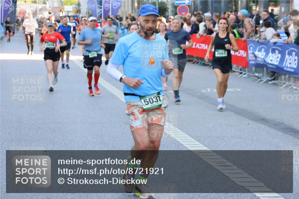 07.09.2025 - BARMER Alsterlauf Strokosch-Dieckow http://msf.ph/oto/8721921 07.09.2025 09:56:10 Ziel 2003, 2320, 2437, 2512, 2530, 2763, 2908, 3080, 3251, 3371, 3656, 3696, 3752, 3963, 4105, 4236, 4237, 4338, 4479, 4507, 4508, 4750, 4776, 5081, 5304, 5308, 5342, 5349, 5481, 5529, 5637, 5739, 5805, 5895, 5977, 6089, 6138, 6187, 6223, 6269, 8014, 8148, 8210 meine-sportfotos.de