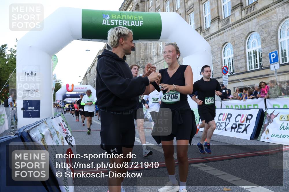 07.09.2025 - BARMER Alsterlauf Strokosch-Dieckow http://msf.ph/oto/8721940 07.09.2025 09:56:53 Ziel 2003, 2320, 2512, 2530, 3080, 3251, 3371, 3696, 4236, 4237, 4338, 4776, 5081, 5304, 5308, 5342, 5349, 5481, 5529, 5791, 5805, 6089, 8148, 8210 meine-sportfotos.de
