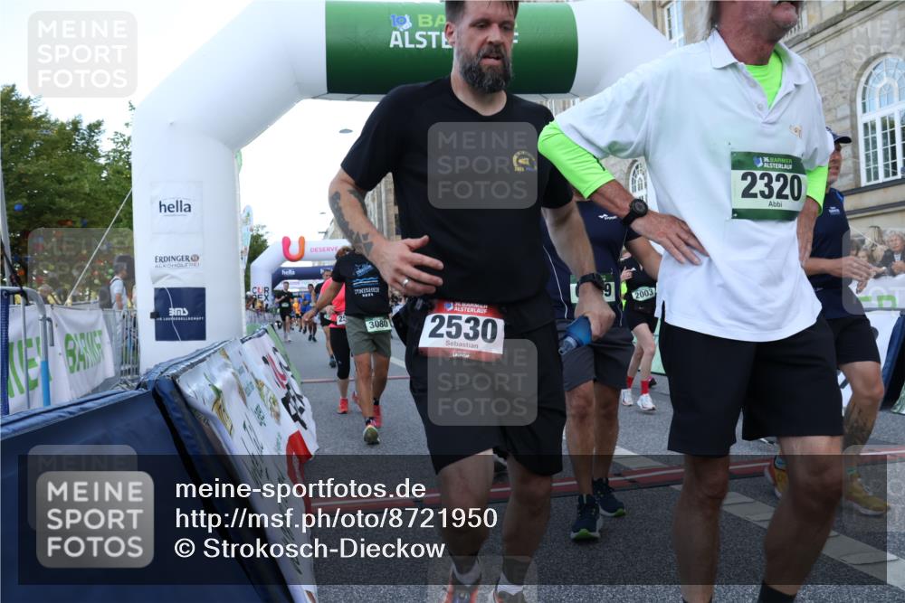 07.09.2025 - BARMER Alsterlauf Strokosch-Dieckow http://msf.ph/oto/8721950 07.09.2025 09:56:56 Ziel 2003, 2320, 2512, 2530, 2763, 3080, 3251, 3371, 3656, 3696, 3970, 4236, 4237, 4338, 4750, 4776, 5081, 5304, 5308, 5342, 5349, 5481, 5529, 5637, 5791, 5805, 6089, 8148, 8210 meine-sportfotos.de