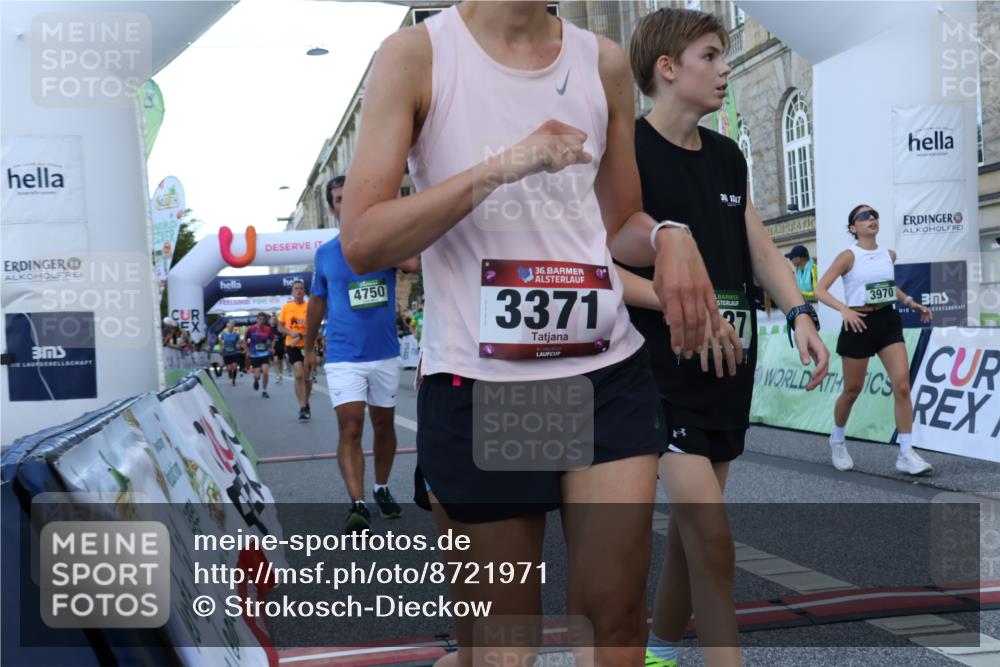 07.09.2025 - BARMER Alsterlauf Strokosch-Dieckow http://msf.ph/oto/8721971 07.09.2025 09:57:03 Ziel 2763, 2797, 2908, 3371, 3656, 3970, 4105, 4235, 4236, 4750, 5342, 5562, 5637, 5791, 5895, 5977, 6138, 6206, 6269, 6274, 8014, 8148, 8210, 8366, 8427 meine-sportfotos.de