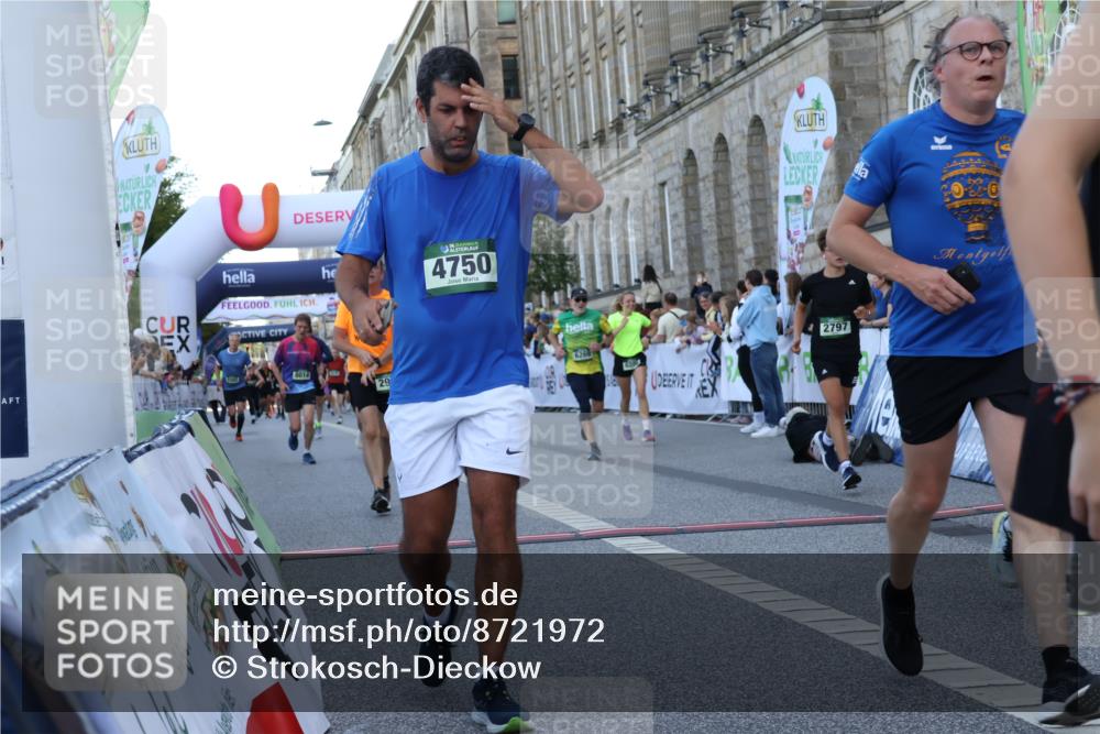 07.09.2025 - BARMER Alsterlauf Strokosch-Dieckow http://msf.ph/oto/8721972 07.09.2025 09:57:03 Ziel 2763, 2797, 2908, 3371, 3656, 3970, 4105, 4235, 4236, 4750, 5342, 5562, 5637, 5791, 5895, 5977, 6138, 6206, 6269, 6274, 8014, 8148, 8210, 8366, 8427 meine-sportfotos.de