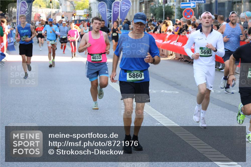 07.09.2025 - BARMER Alsterlauf Strokosch-Dieckow http://msf.ph/oto/8721976 07.09.2025 09:56:02 Ziel 2003, 2022, 2152, 2245, 2320, 2437, 2452, 2512, 2530, 2568, 2664, 2722, 3080, 3251, 3696, 3752, 3869, 3963, 4121, 4479, 4507, 4508, 4565, 4706, 4750, 4776, 5081, 5304, 5308, 5342, 5349, 5529, 5739, 5805, 5925, 6089, 6187, 6223, 8007, 8500 meine-sportfotos.de