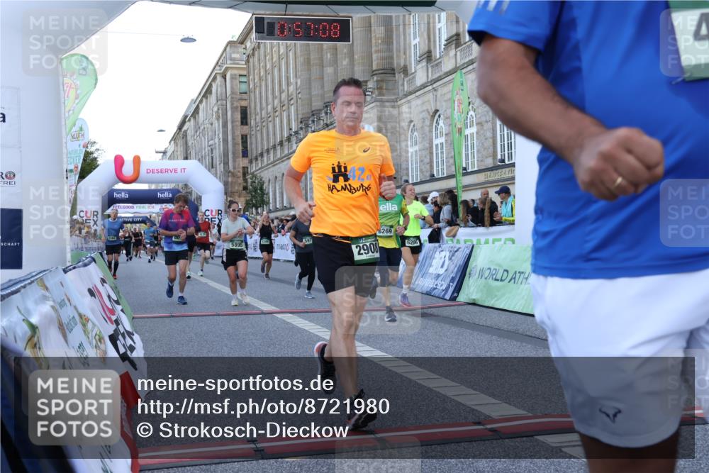 07.09.2025 - BARMER Alsterlauf Strokosch-Dieckow http://msf.ph/oto/8721980 07.09.2025 09:57:06 Ziel 2763, 2797, 2908, 3656, 3970, 4105, 4235, 4750, 5562, 5637, 5688, 5895, 5977, 6138, 6206, 6269, 6274, 8014, 8366, 8427 meine-sportfotos.de