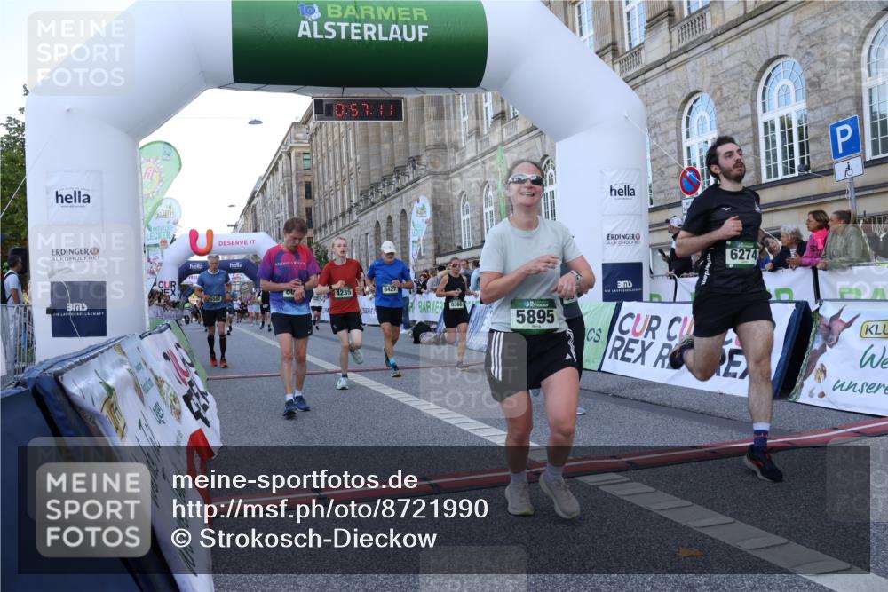 07.09.2025 - BARMER Alsterlauf Strokosch-Dieckow http://msf.ph/oto/8721990 07.09.2025 09:57:09 Ziel 2507, 2750, 2752, 2797, 2908, 4105, 4235, 5504, 5562, 5688, 5895, 5977, 6138, 6206, 6269, 6274, 8014, 8366, 8427 meine-sportfotos.de