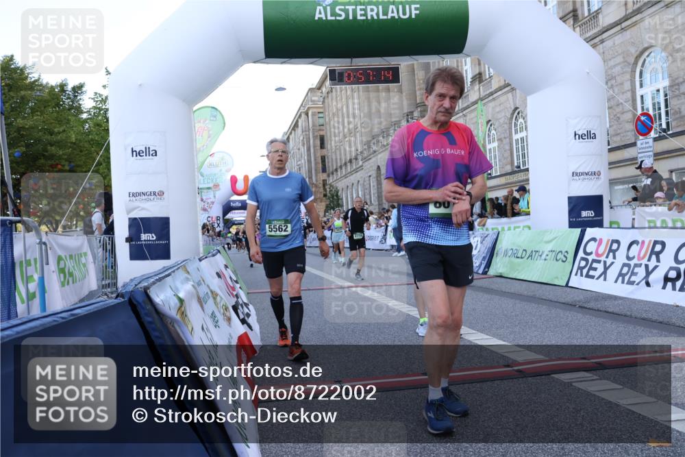 07.09.2025 - BARMER Alsterlauf Strokosch-Dieckow http://msf.ph/oto/8722002 07.09.2025 09:57:13 Ziel 2507, 2582, 2750, 2752, 3456, 3615, 3802, 4105, 4235, 5115, 5135, 5160, 5504, 5562, 5688, 5750, 5977, 6274, 8014, 8366, 8427 meine-sportfotos.de
