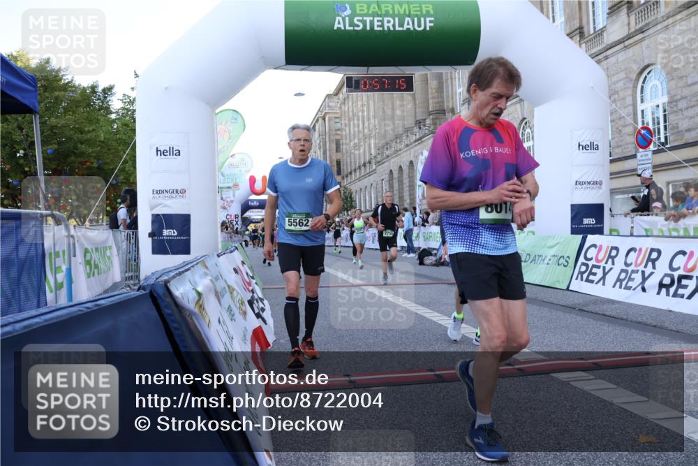 07.09.2025 - BARMER Alsterlauf Strokosch-Dieckow http://msf.ph/oto/8722004 07.09.2025 09:57:13 Ziel 2507, 2582, 2750, 2752, 3456, 3615, 3802, 4105, 4235, 5115, 5135, 5160, 5504, 5562, 5688, 5750, 5977, 6274, 8014, 8366, 8427 meine-sportfotos.de