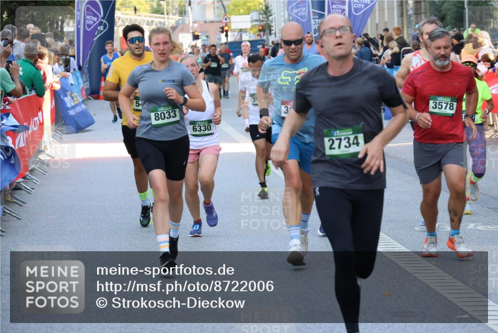 07.09.2025 - BARMER Alsterlauf Strokosch-Dieckow http://msf.ph/oto/8722006 07.09.2025 09:55:51 Ziel 2022, 2150, 2151, 2152, 2245, 2341, 2437, 2452, 2568, 2664, 2665, 2722, 2868, 3005, 3188, 3365, 3658, 3661, 3752, 3868, 3869, 4121, 4490, 4507, 4508, 4565, 4706, 4824, 5024, 5375, 5925, 6034, 6170, 6186, 6223, 6277, 8007, 8500 meine-sportfotos.de