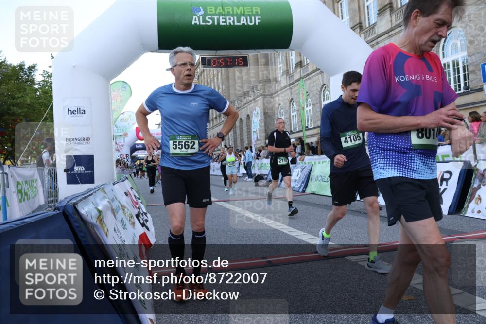 07.09.2025 - BARMER Alsterlauf Strokosch-Dieckow http://msf.ph/oto/8722007 07.09.2025 09:57:14 Ziel 2507, 2582, 2750, 2752, 3456, 3615, 3802, 3988, 4105, 4235, 5115, 5135, 5160, 5504, 5562, 5688, 5750, 8366, 8427 meine-sportfotos.de
