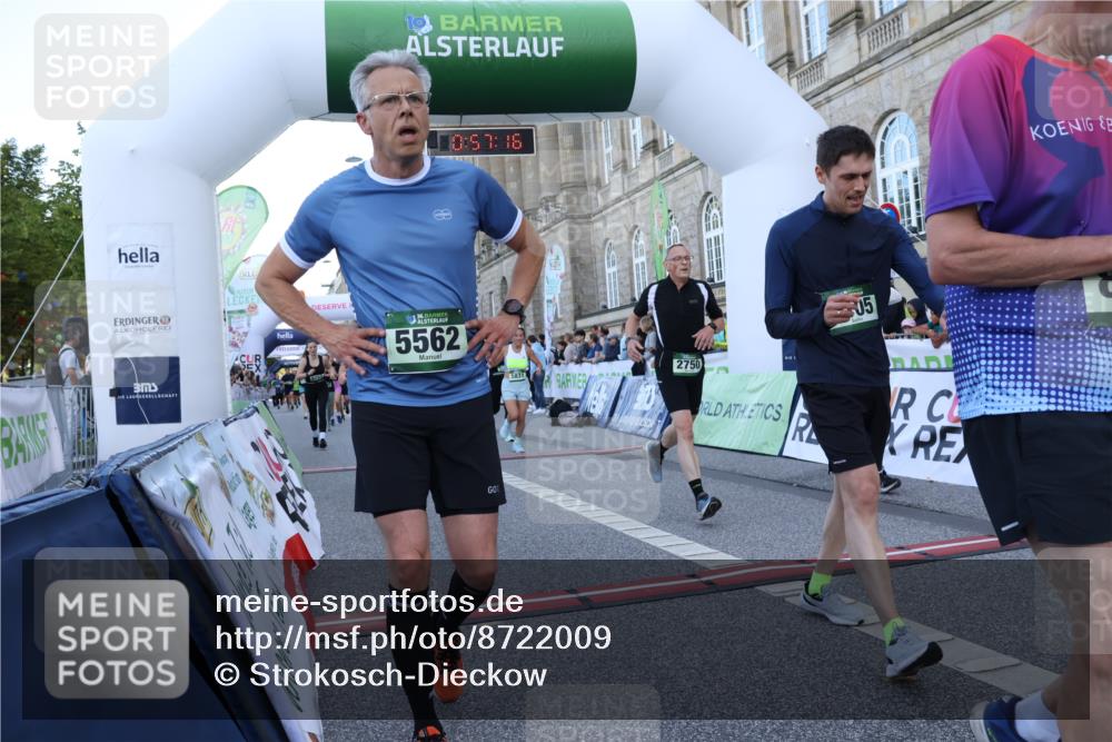 07.09.2025 - BARMER Alsterlauf Strokosch-Dieckow http://msf.ph/oto/8722009 07.09.2025 09:57:14 Ziel 2507, 2582, 2750, 2752, 3456, 3615, 3802, 3988, 4105, 4235, 5115, 5135, 5160, 5504, 5562, 5688, 5750, 8366, 8427 meine-sportfotos.de