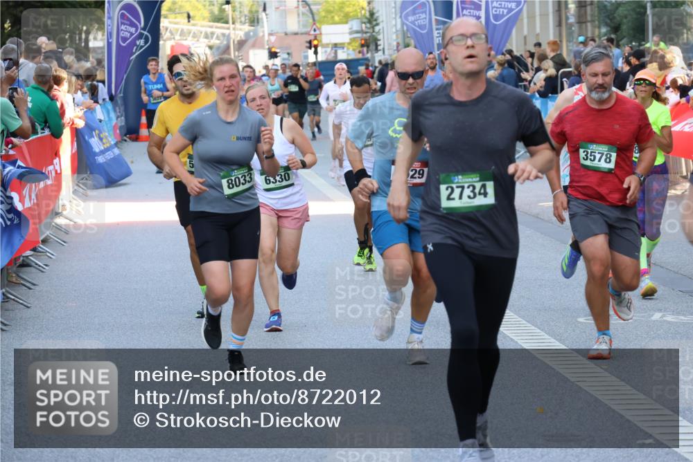 07.09.2025 - BARMER Alsterlauf Strokosch-Dieckow http://msf.ph/oto/8722012 07.09.2025 09:55:51 Ziel 2022, 2150, 2151, 2152, 2245, 2341, 2437, 2452, 2568, 2664, 2665, 2722, 2868, 3005, 3188, 3365, 3658, 3661, 3752, 3868, 3869, 4121, 4490, 4507, 4508, 4565, 4706, 4824, 5024, 5375, 5925, 6034, 6170, 6186, 6223, 6277, 8007, 8500 meine-sportfotos.de