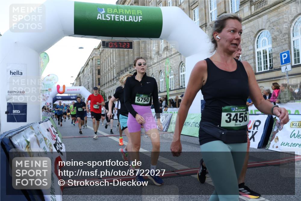 07.09.2025 - BARMER Alsterlauf Strokosch-Dieckow http://msf.ph/oto/8722027 07.09.2025 09:57:21 Ziel 2406, 2582, 2752, 2903, 2998, 3191, 3381, 3456, 3552, 3568, 3615, 3802, 3988, 4407, 4809, 5004, 5006, 5115, 5135, 5160, 5293, 5504, 5664, 5750, 5912, 5978, 6093, 8065, 8315, 8479 meine-sportfotos.de