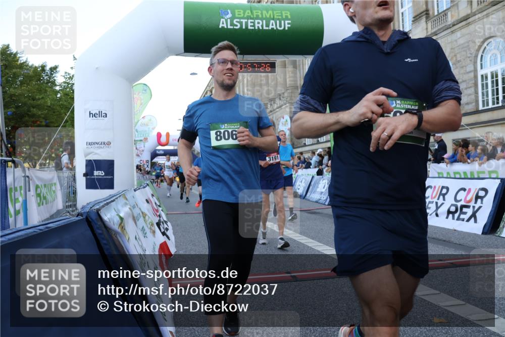 07.09.2025 - BARMER Alsterlauf Strokosch-Dieckow http://msf.ph/oto/8722037 07.09.2025 09:57:25 Ziel 2037, 2216, 2406, 2606, 2819, 2903, 2998, 3191, 3381, 3552, 3568, 3802, 3988, 4407, 4767, 4809, 4842, 4844, 5004, 5006, 5160, 5293, 5664, 5912, 5978, 6093, 8065, 8315, 8479 meine-sportfotos.de