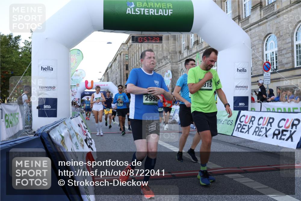 07.09.2025 - BARMER Alsterlauf Strokosch-Dieckow http://msf.ph/oto/8722041 07.09.2025 09:57:28 Ziel 2037, 2216, 2406, 2606, 2819, 2998, 3191, 3381, 3552, 4407, 4767, 4809, 4842, 4844, 5136, 5293, 5609, 5664, 5912, 5978, 6150, 6151, 8065, 8315, 8479 meine-sportfotos.de