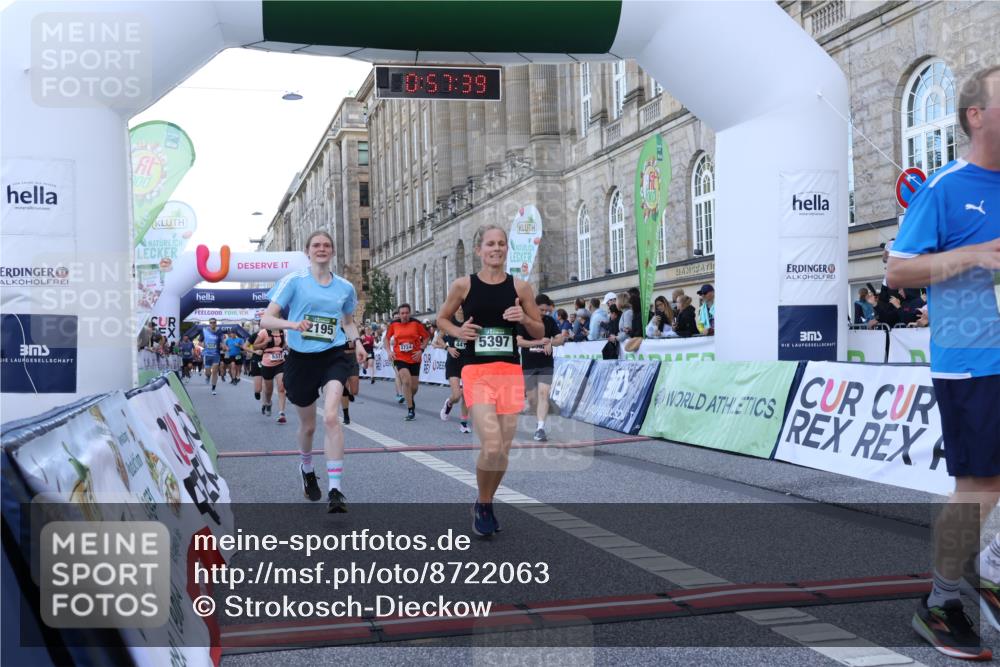 07.09.2025 - BARMER Alsterlauf Strokosch-Dieckow http://msf.ph/oto/8722063 07.09.2025 09:57:37 Ziel 2037, 2076, 2195, 2724, 3028, 3267, 3362, 3434, 3721, 4328, 4416, 4987, 5102, 5136, 5377, 5397, 5609, 6075, 6150, 6151, 8034, 8383 meine-sportfotos.de
